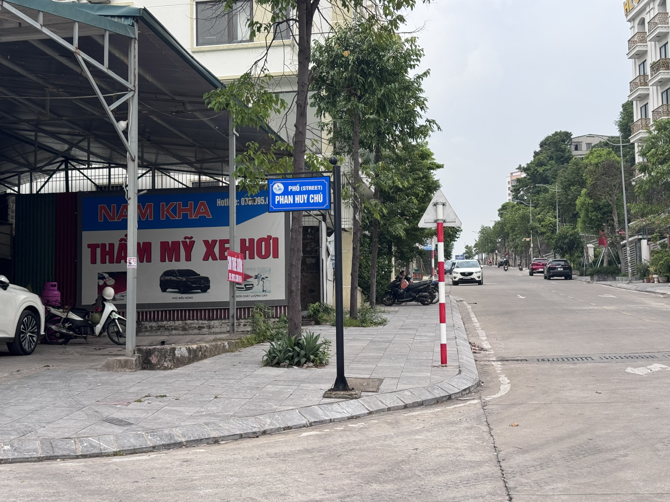 Đường Phan Huy Chú