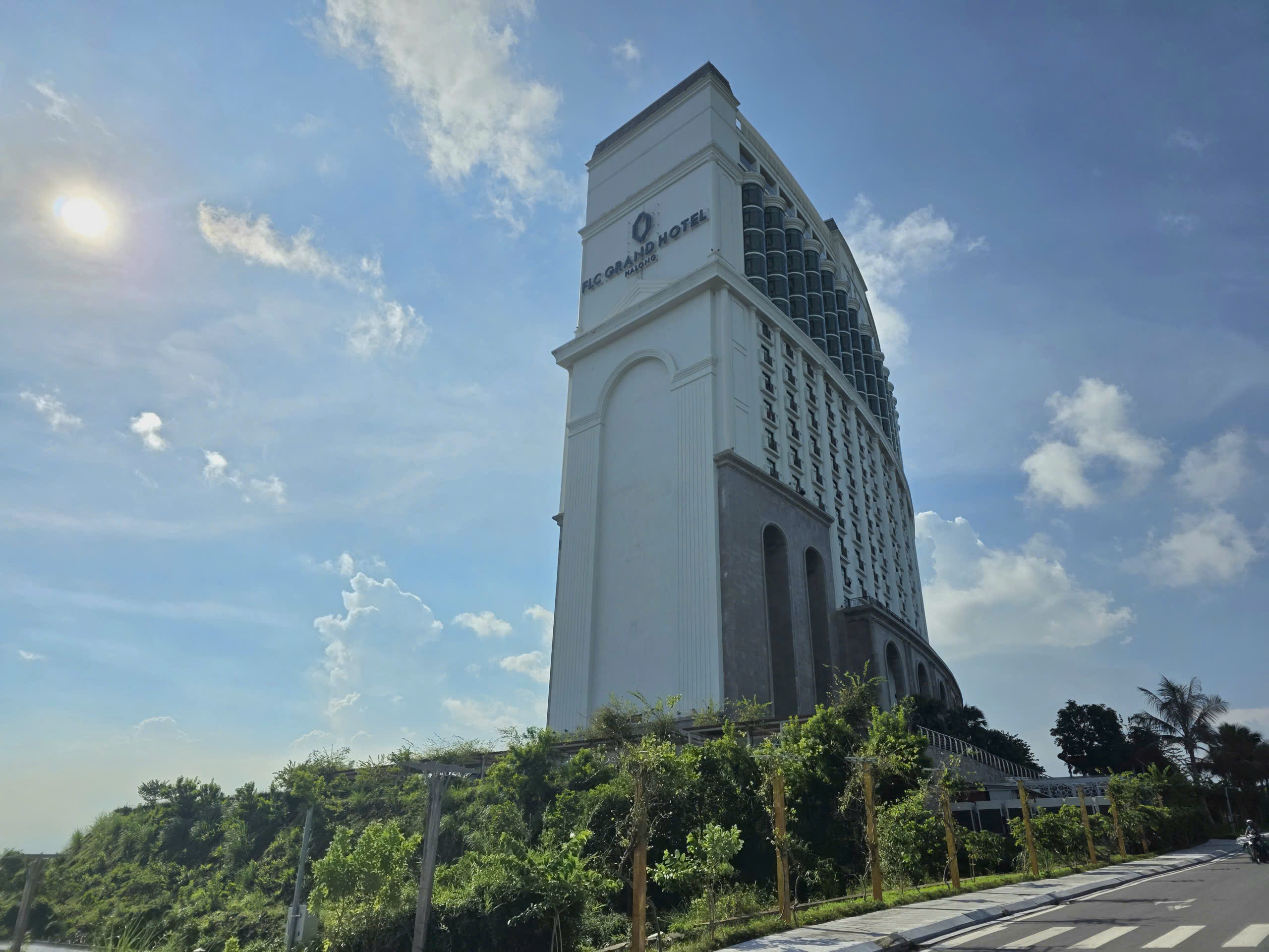 FLC Hạ Long