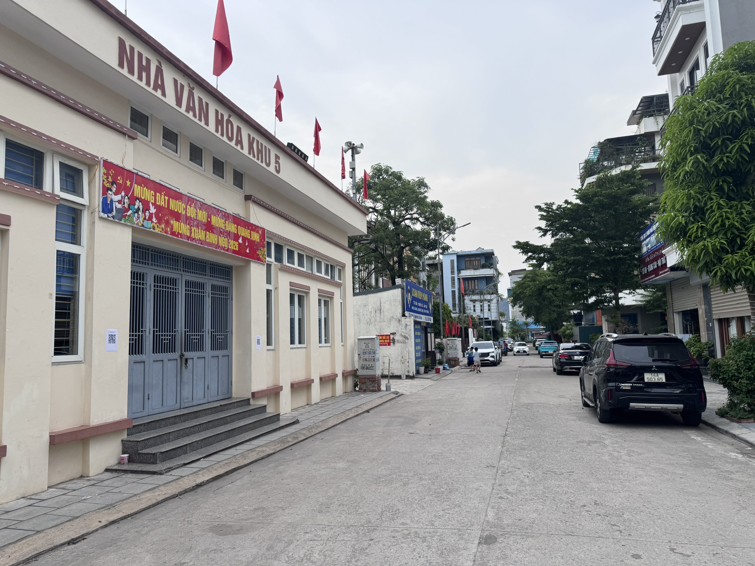 Đường ngõ 12 khu phố Hồng Hải 5