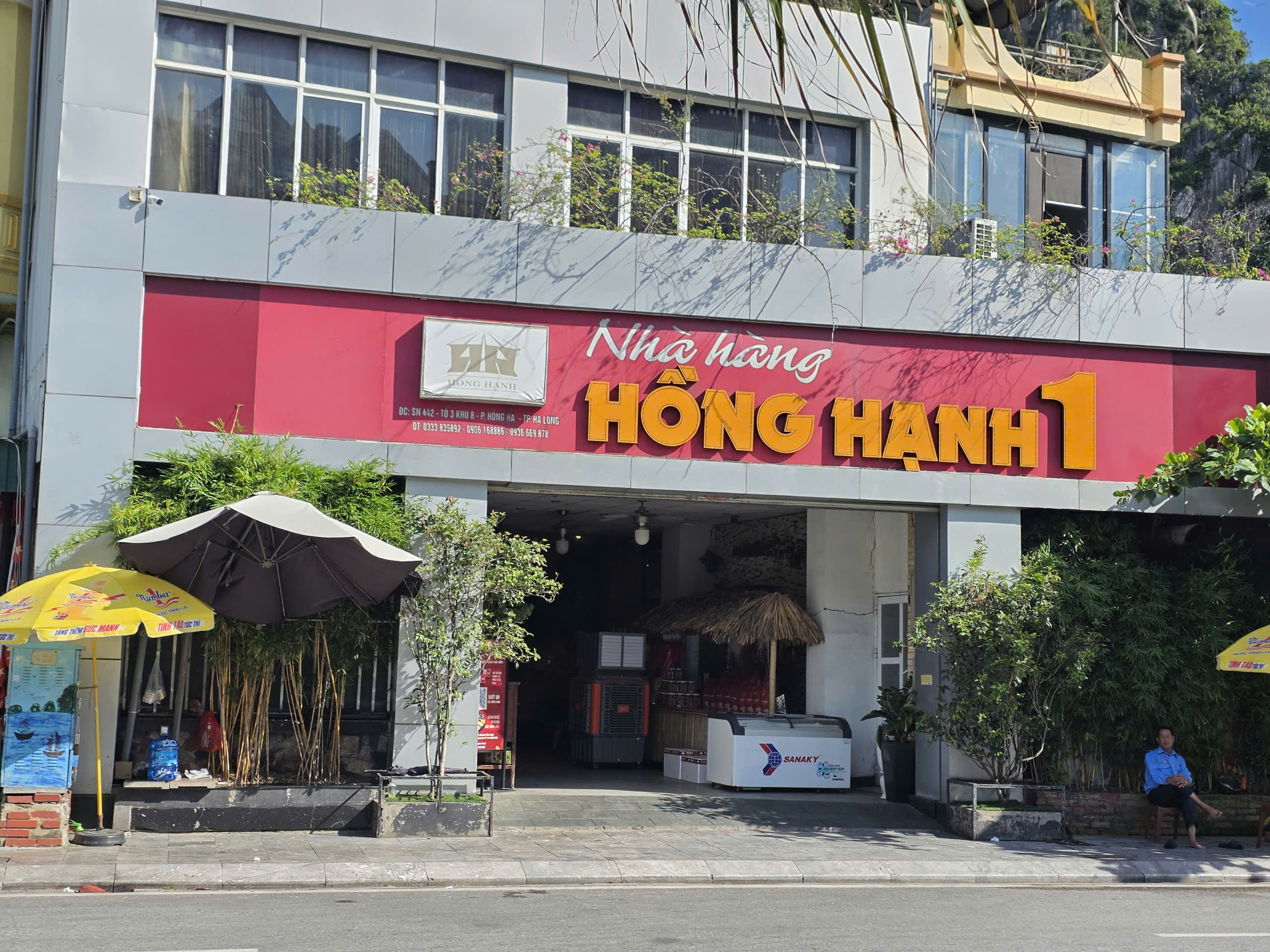 Nhà hàng Hồng Hạnh 1