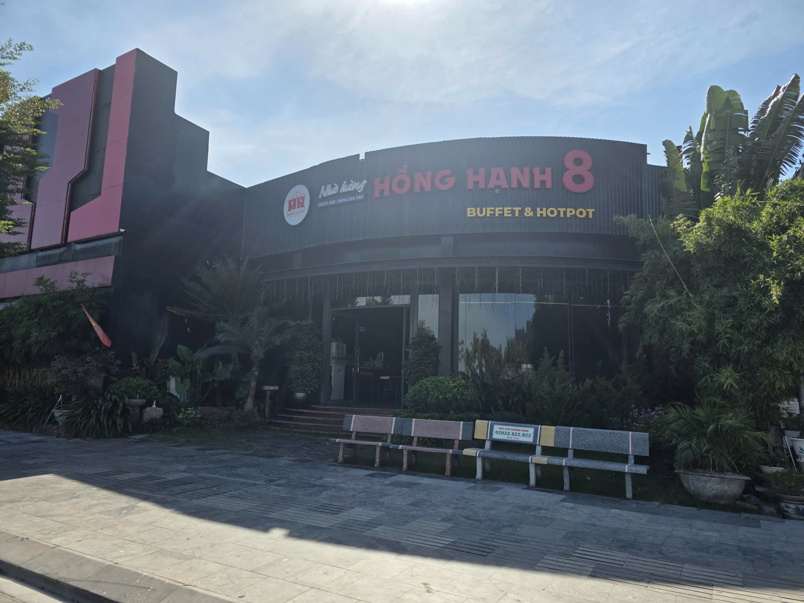 Nhà hàng Hồng Hạnh 8