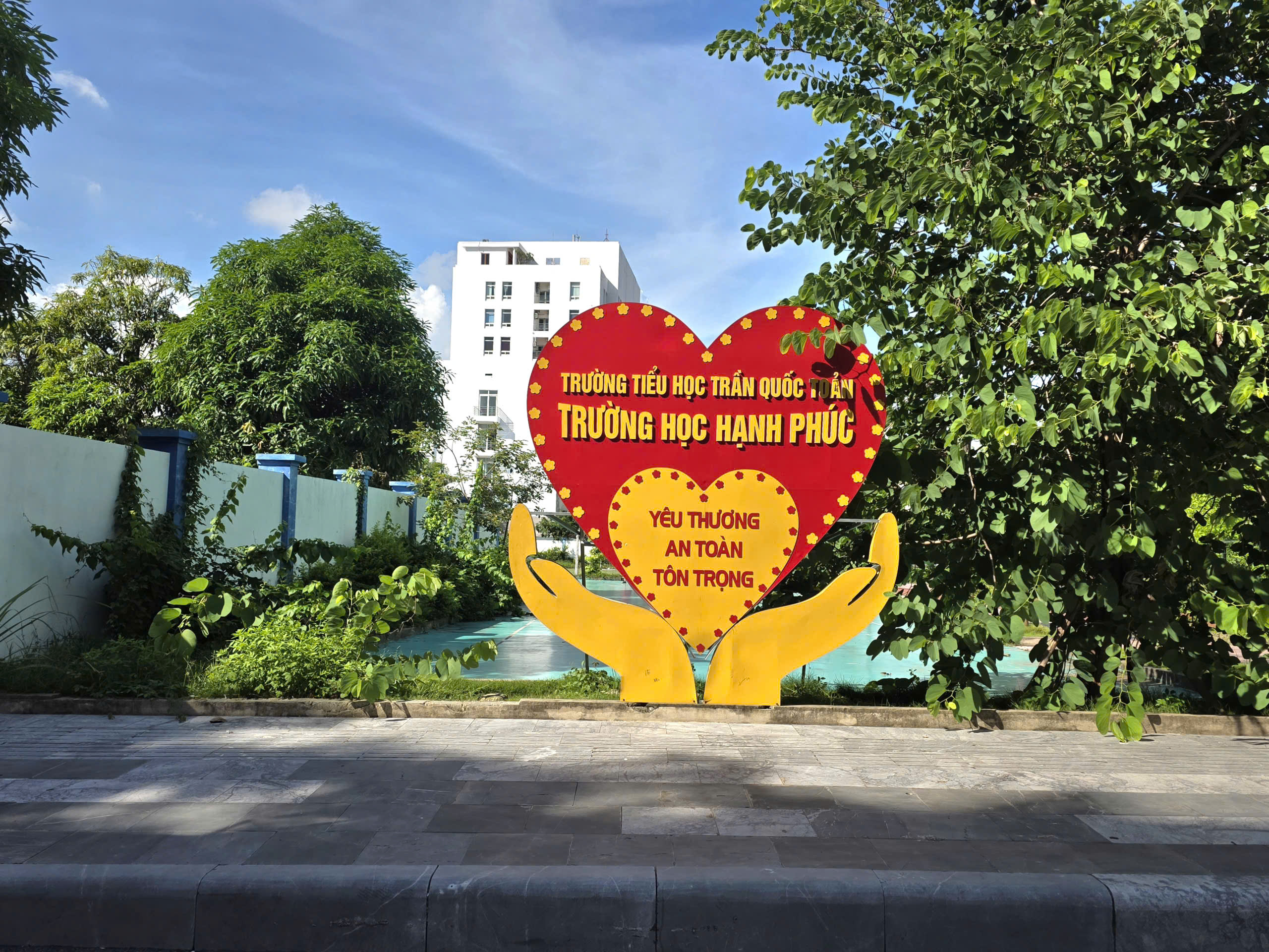 Trường Tiểu học Trần Quốc Toản 1